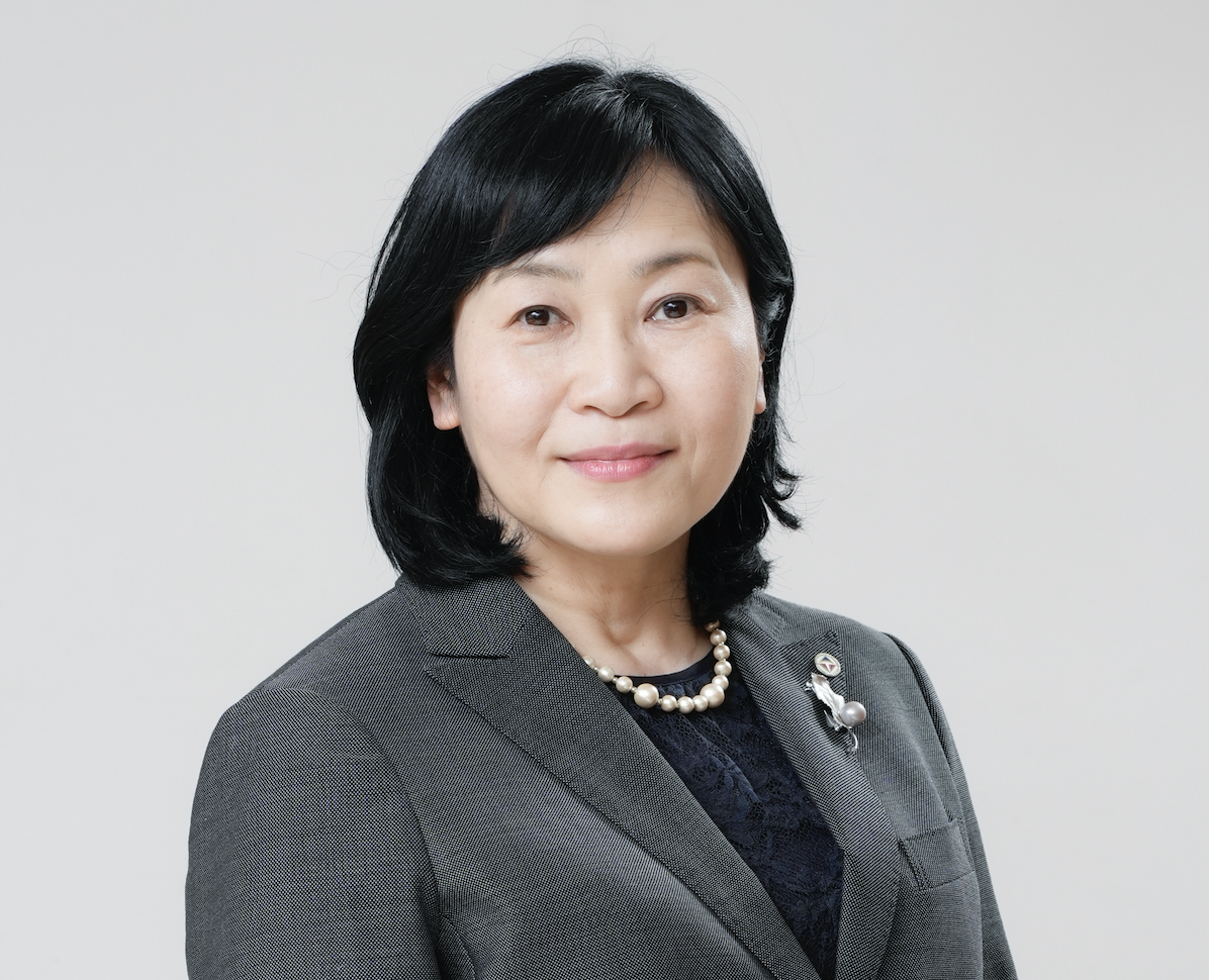 赤羽根 和恵 准教授