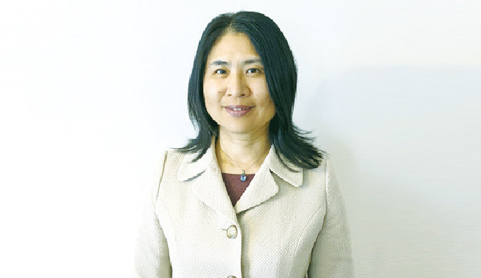 渡辺 晴美 教授