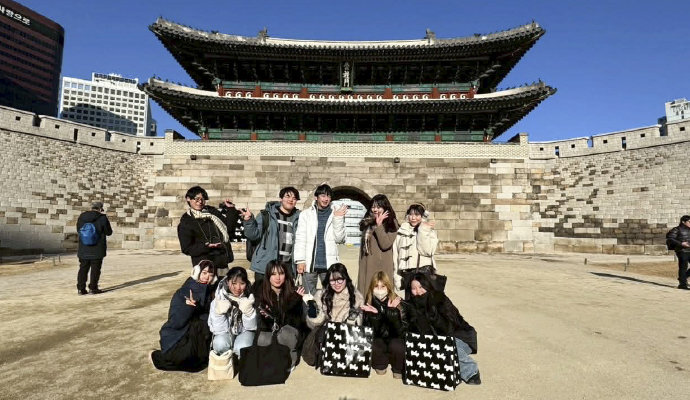 総合旅程管理主任者（添乗員）資格を取るために韓国への研修にも参加した