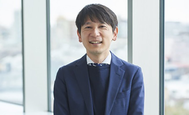 宮脇 健 准教授