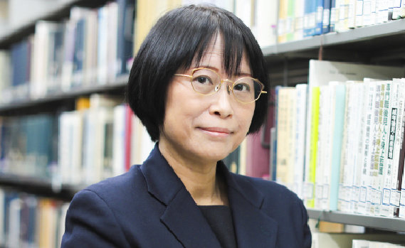 大杉 麻美 教授